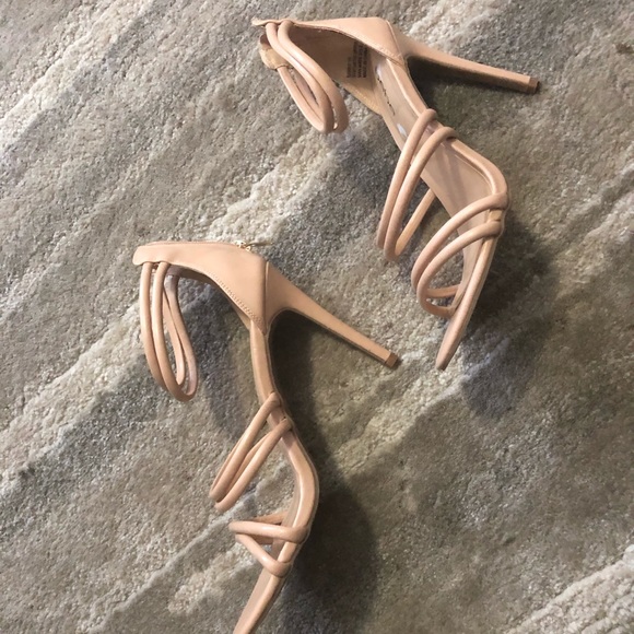 Bebe heels - Picture 2 of 3